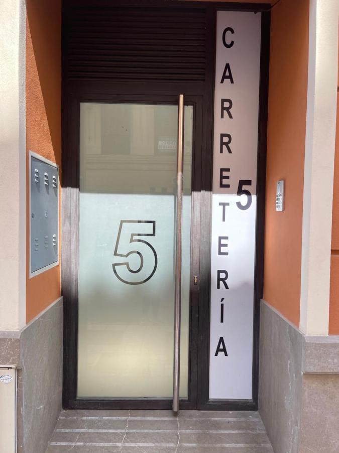 Apartament Carreteria 5 *