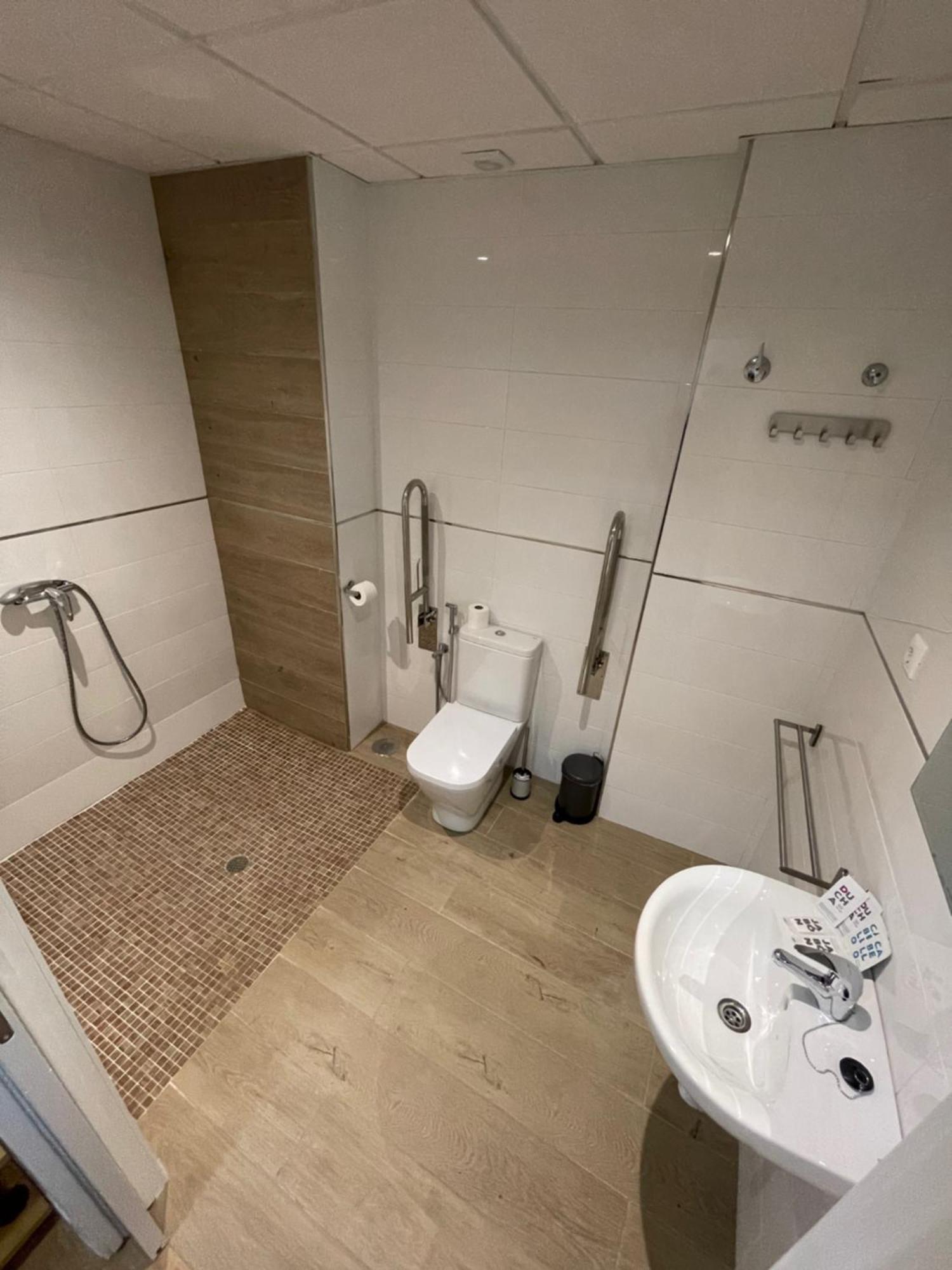 Apartament Carreteria 5 *